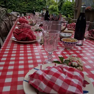 Hote Antique Guest house
